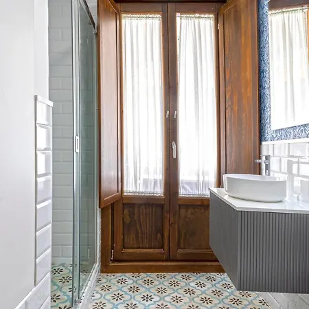 Genteel Mesones Apartment